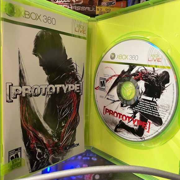 PROTOTYPE on Xbox360 - Picture 2 of 3